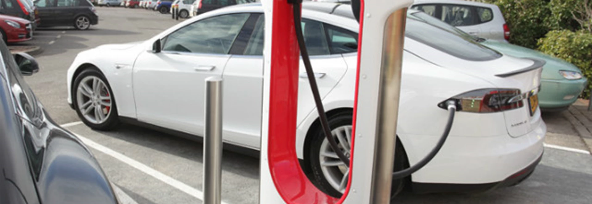What is a Tesla Supercharger? 